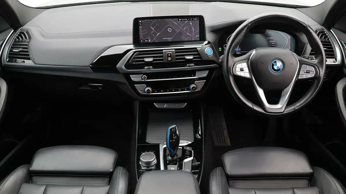 2021-bmw-ix3-e-premier-edition-big-13