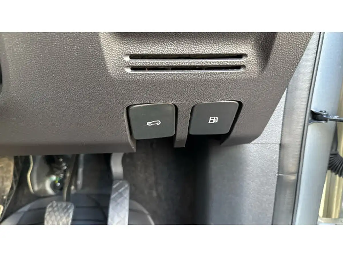 2024-mg-zs-suv-15-vti-tech-exclusive-big-26