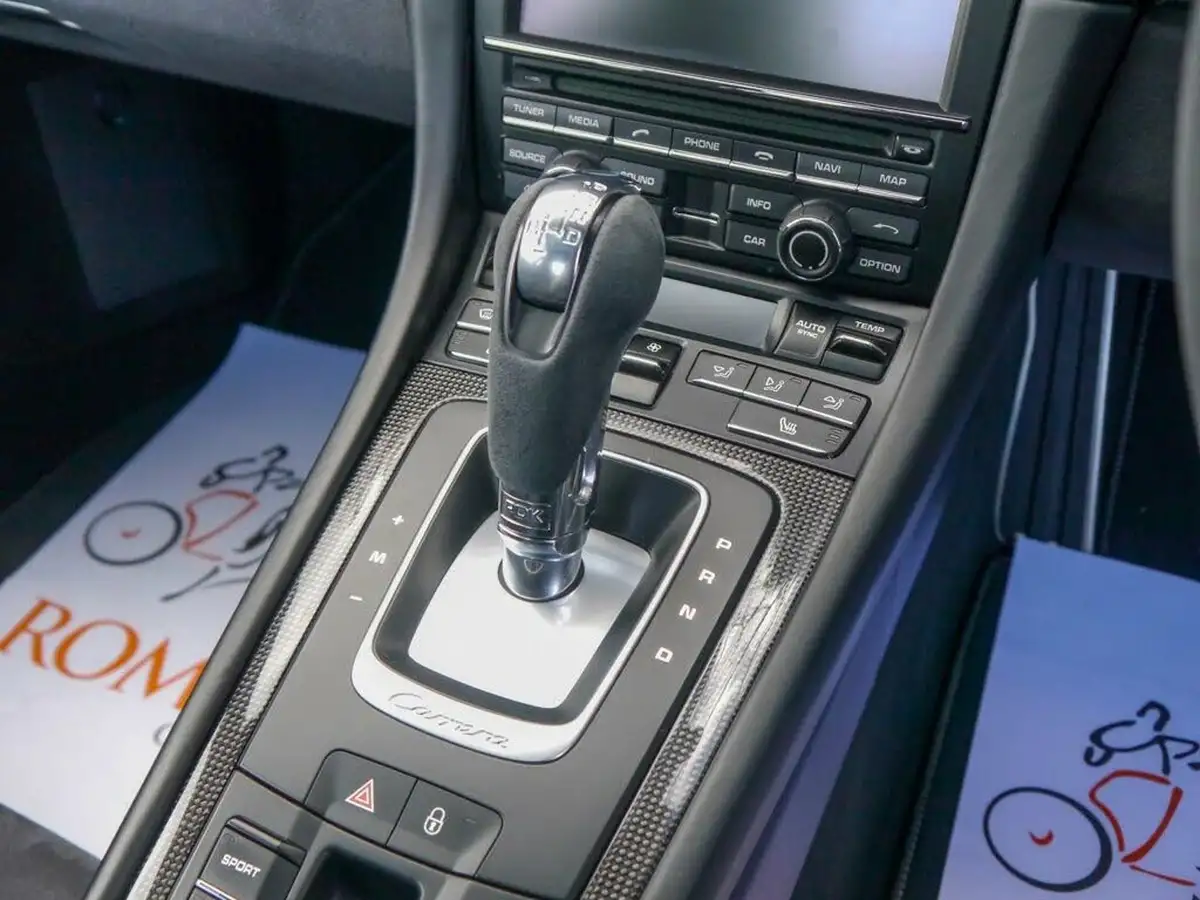 2015-porsche-911-38-carrera-gts-coupe-pdk-big-36