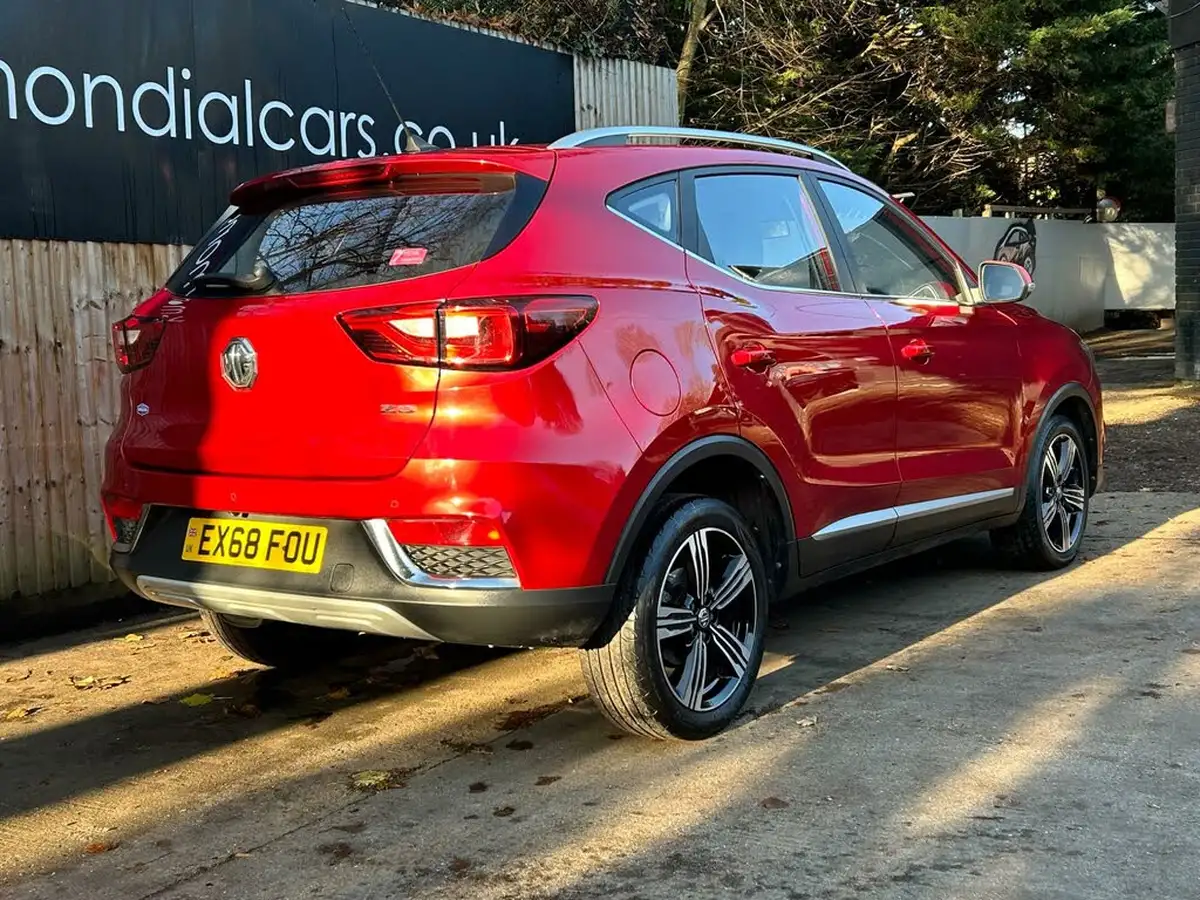 2018-mg-zs-suv-10t-gdi-exclusive-big-18