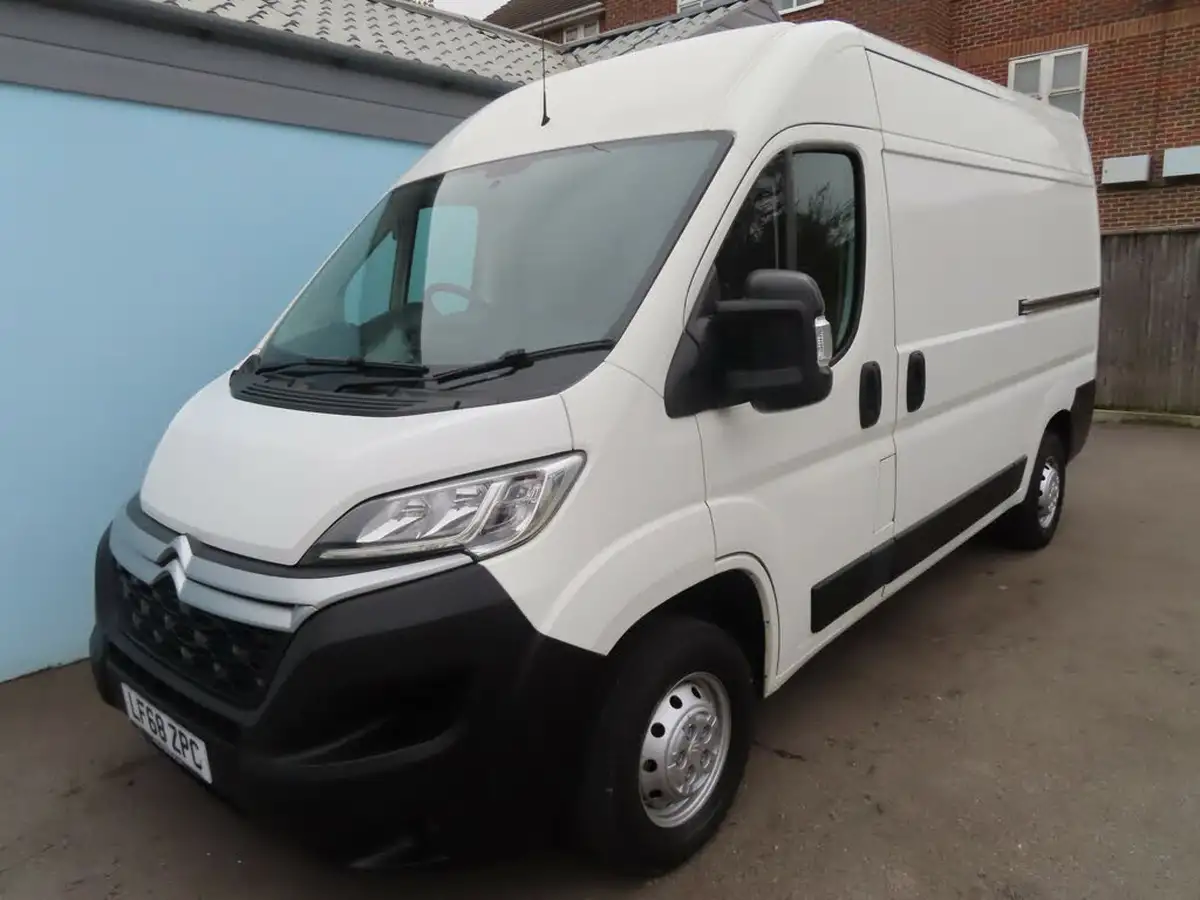 2018-citroen-relay-20bluehdi-33-l2h2-enterprise-130eu6-big-7
