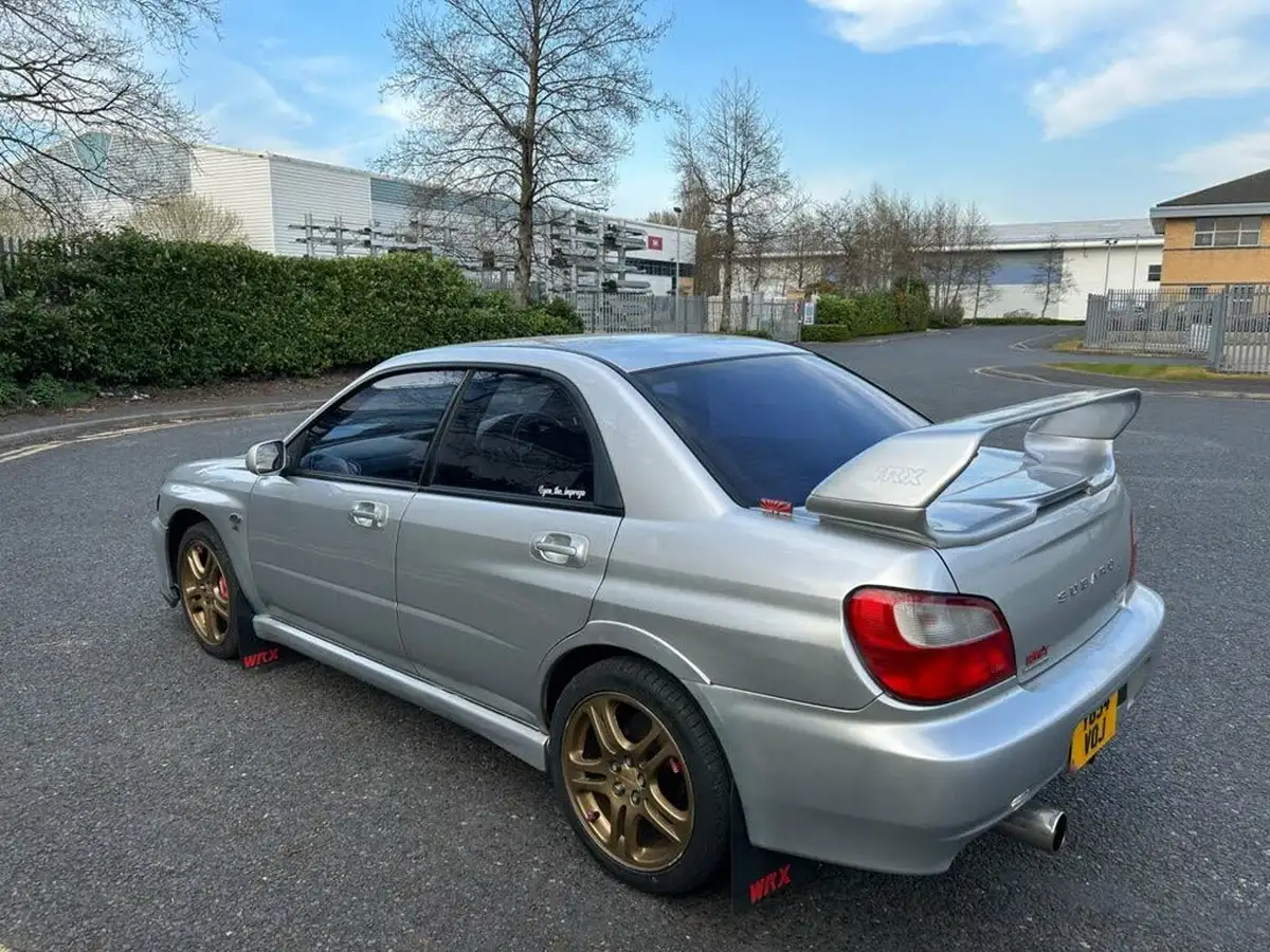 2001-subaru-impreza-20-wrx-saloon-4d-big-4