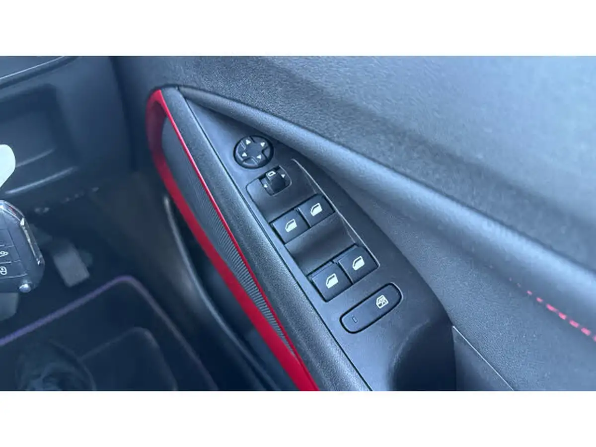 2022-vauxhall-crossland-12-gs-line-130ps-auto-big-22