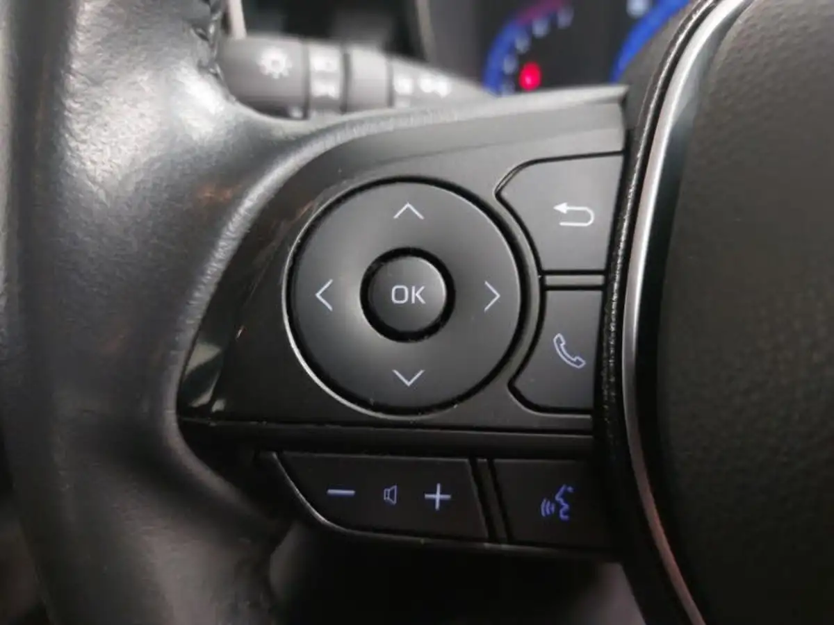 2021-toyota-corolla-18-vvt-i-icon-spare-wheel-hatchback-5d-big-14