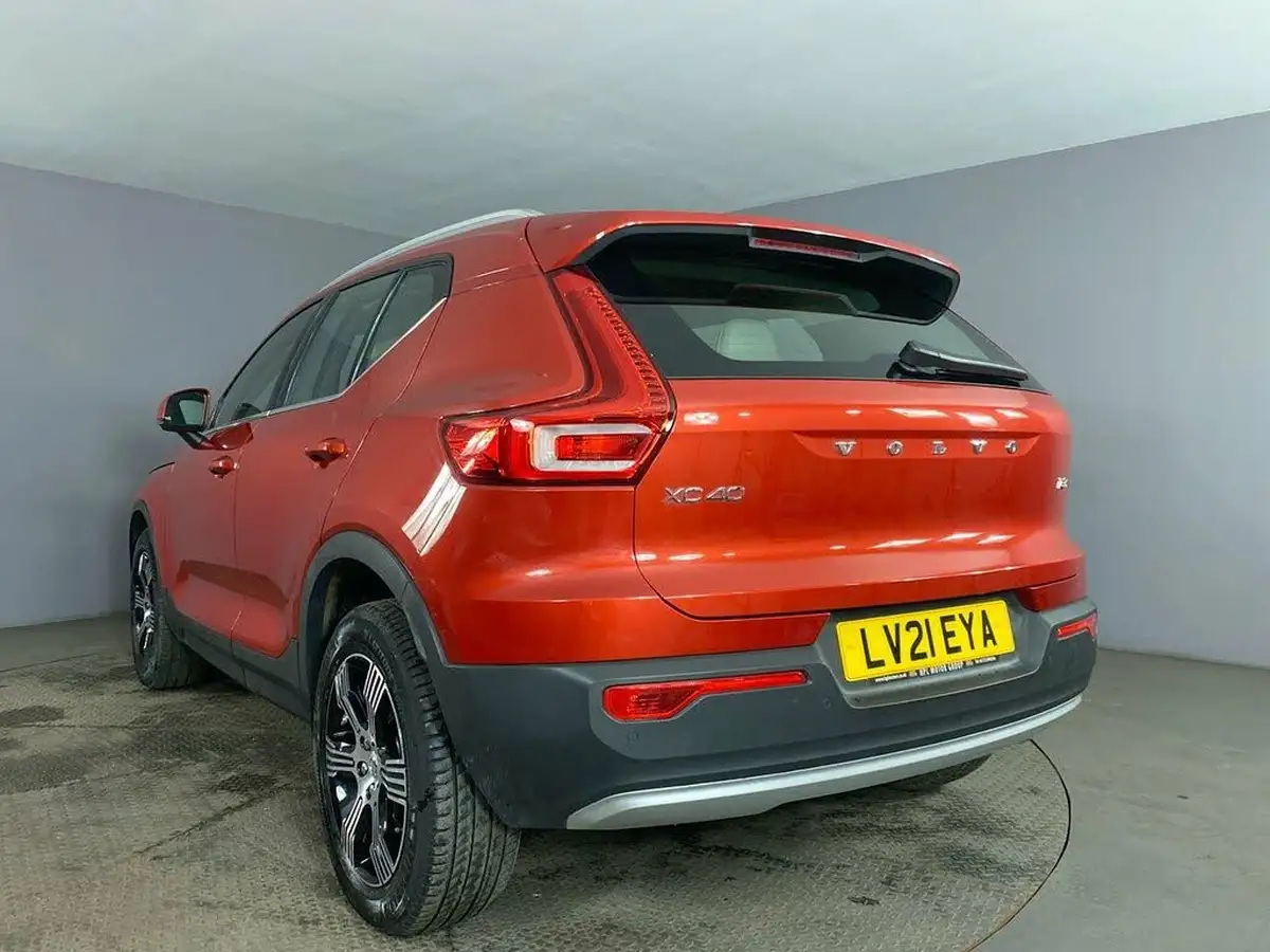2021-volvo-xc40-15-t3-inscription-161bhp-auto-big-5