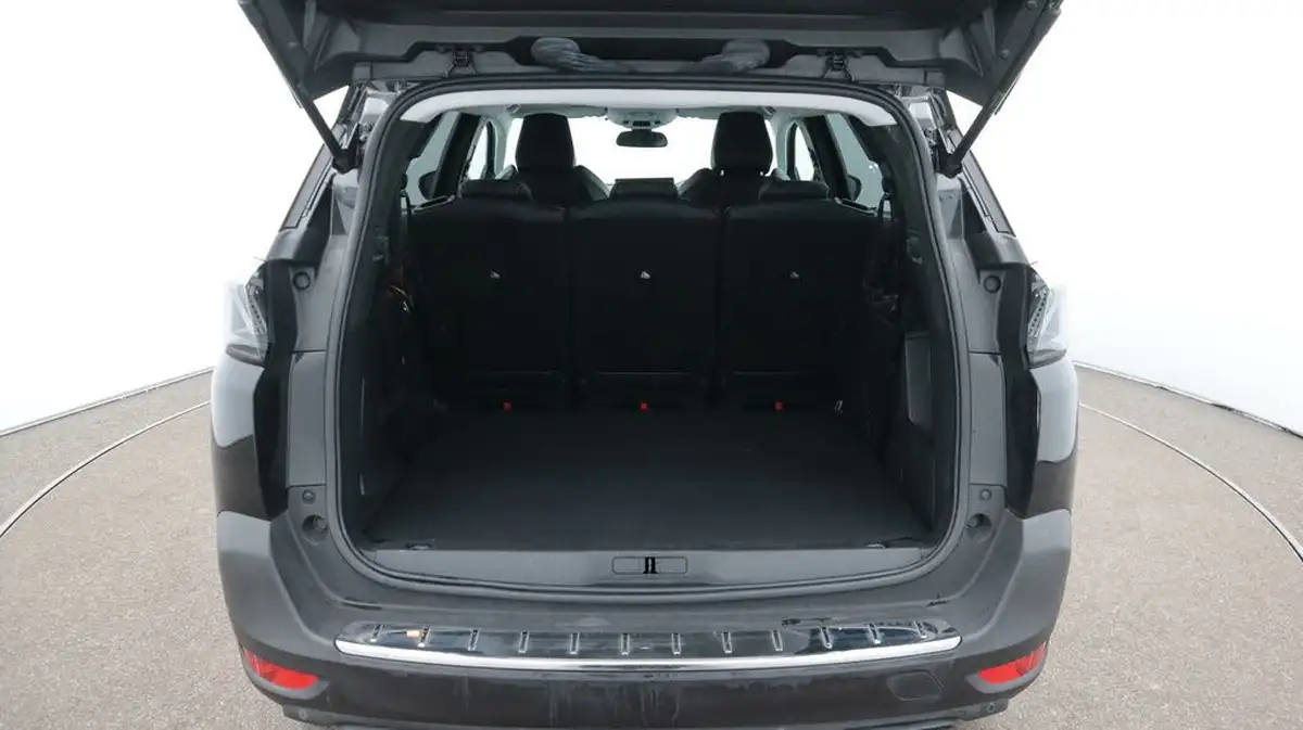 2021-peugeot-5008-suv-15-bluehdi-allure-premium-big-17