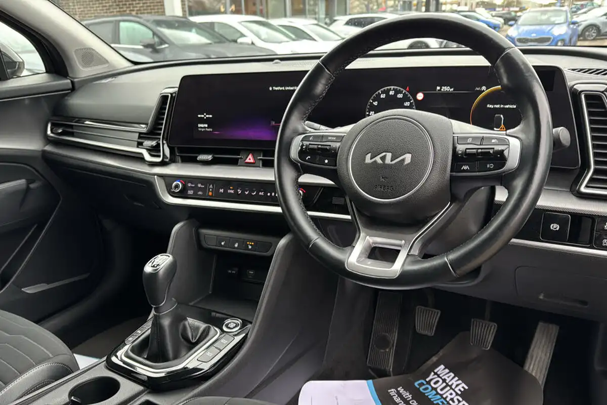 2023-kia-sportage-16-t-gdi-3-148bhp-big-8