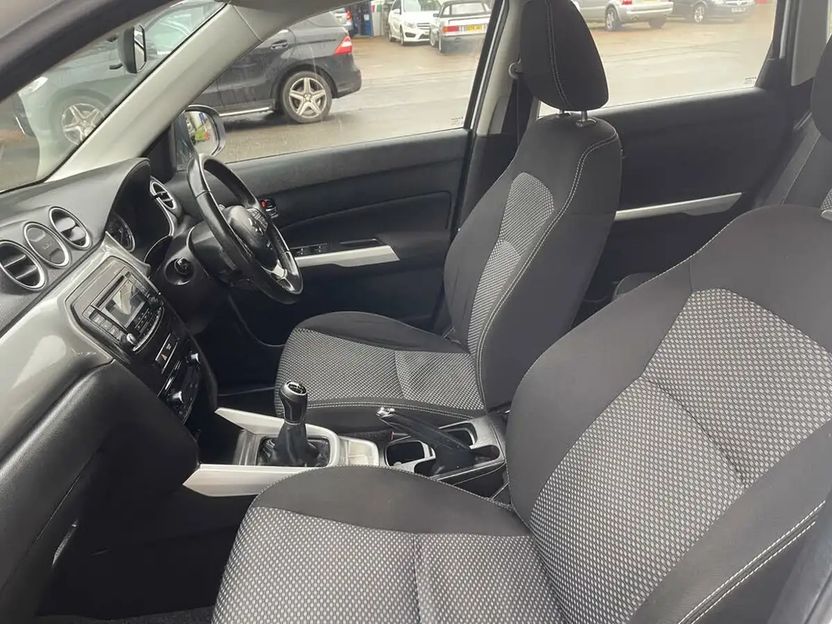 2016-suzuki-vitara-16-sz4-big-11