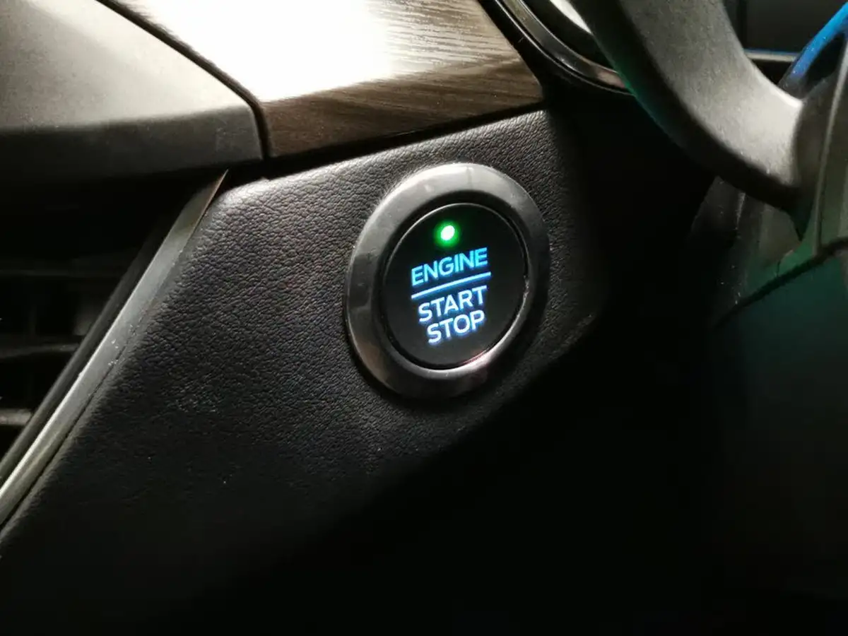 2019-ford-focus-10t-vignale-ss-hatchback-big-21
