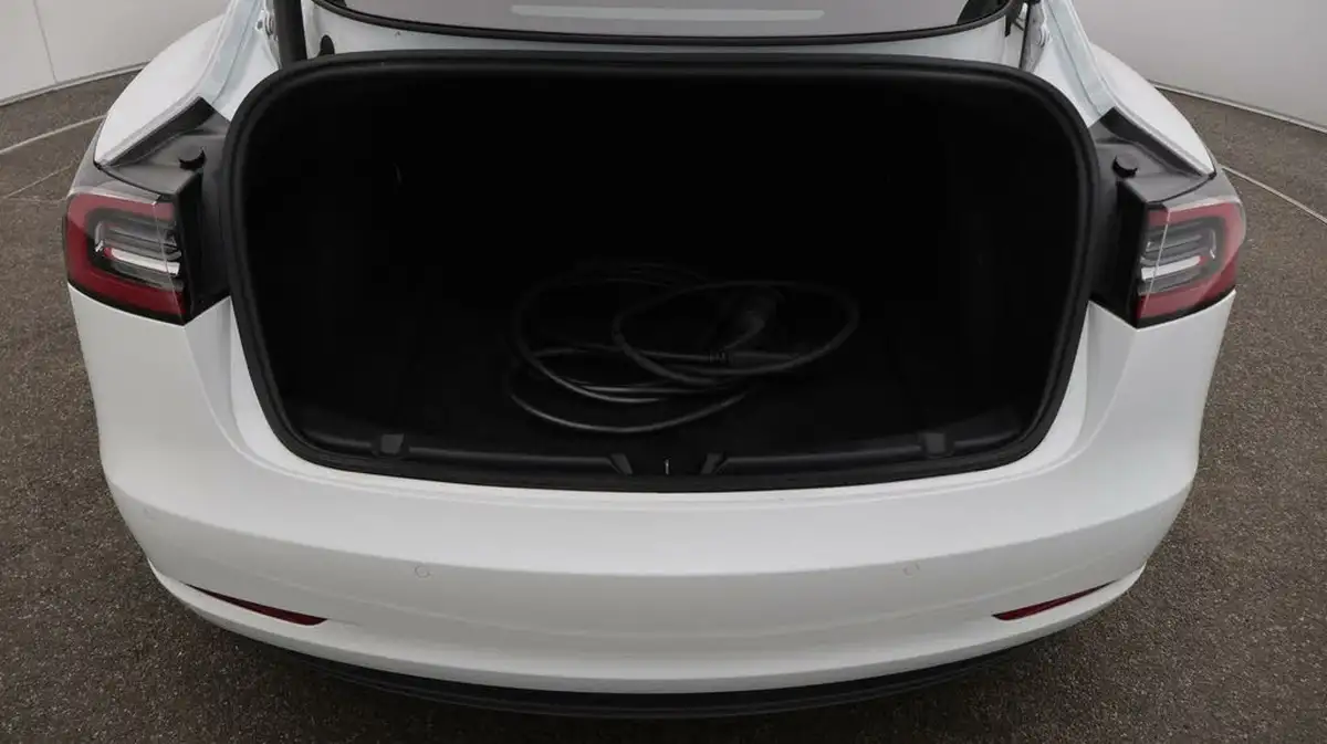 2021-tesla-model-3-e-standard-plus-big-17