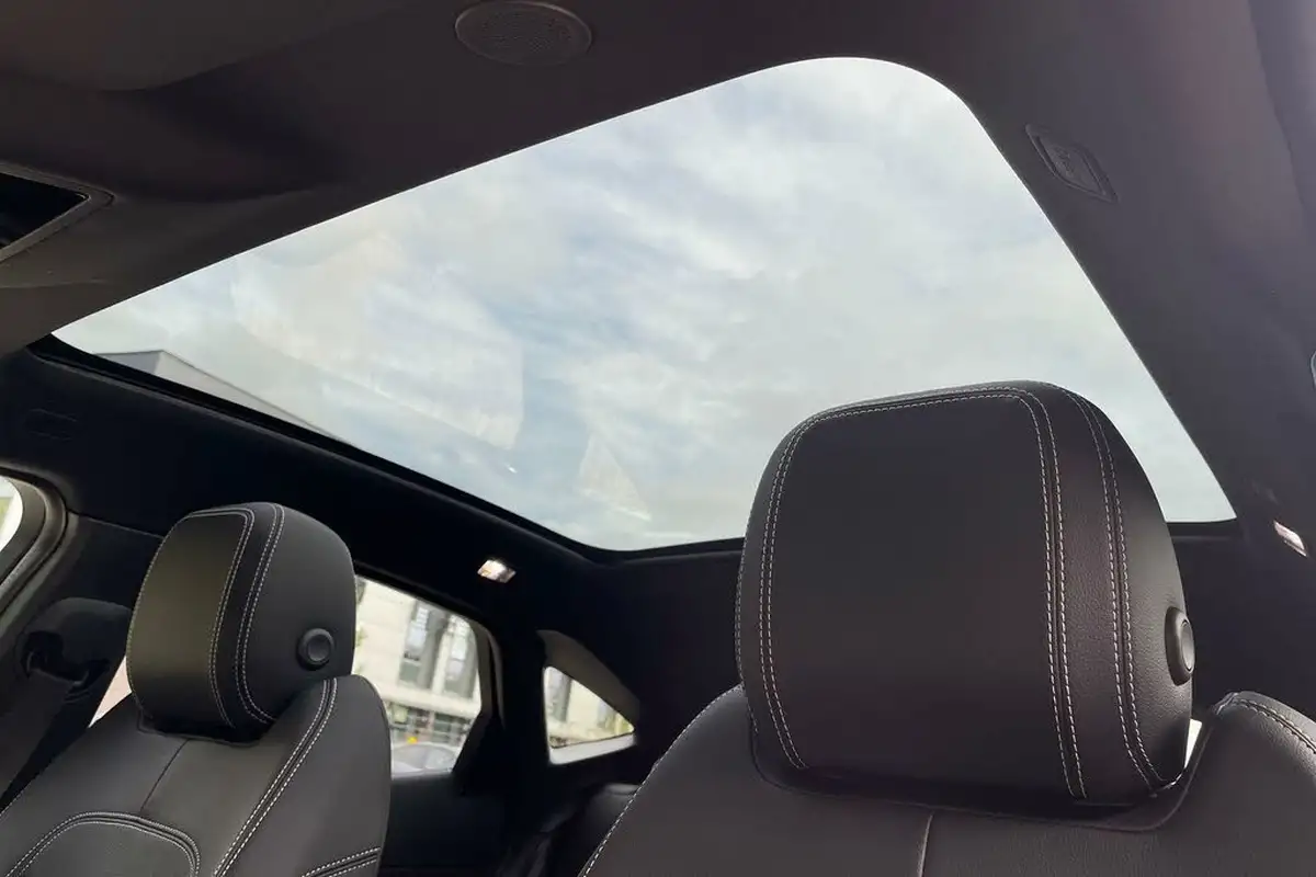 2024-jaguar-e-pace-20-d200-r-dynamic-se-black-big-25