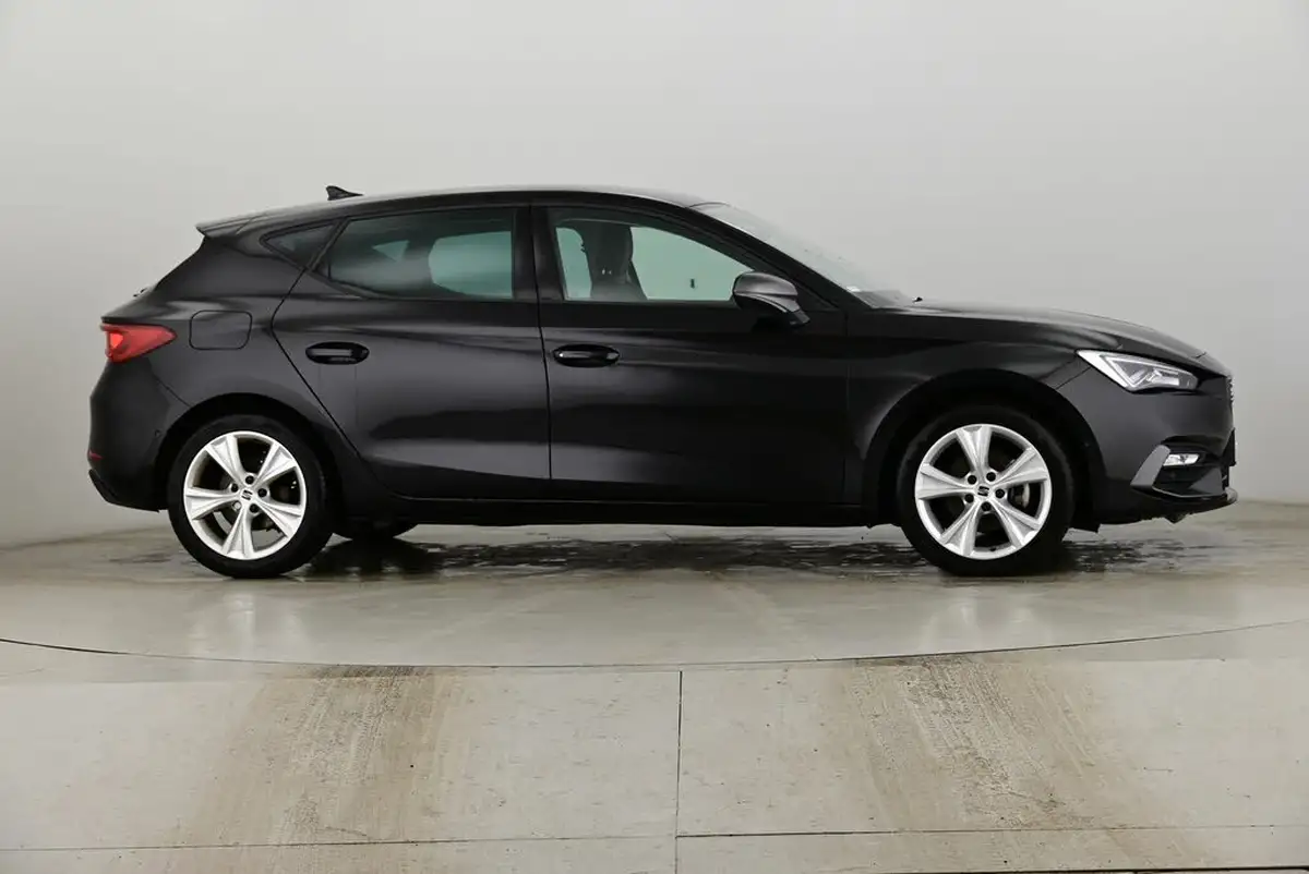 2021-seat-leon-15-tsi-evo-fr-130ps-hatchback-big-5