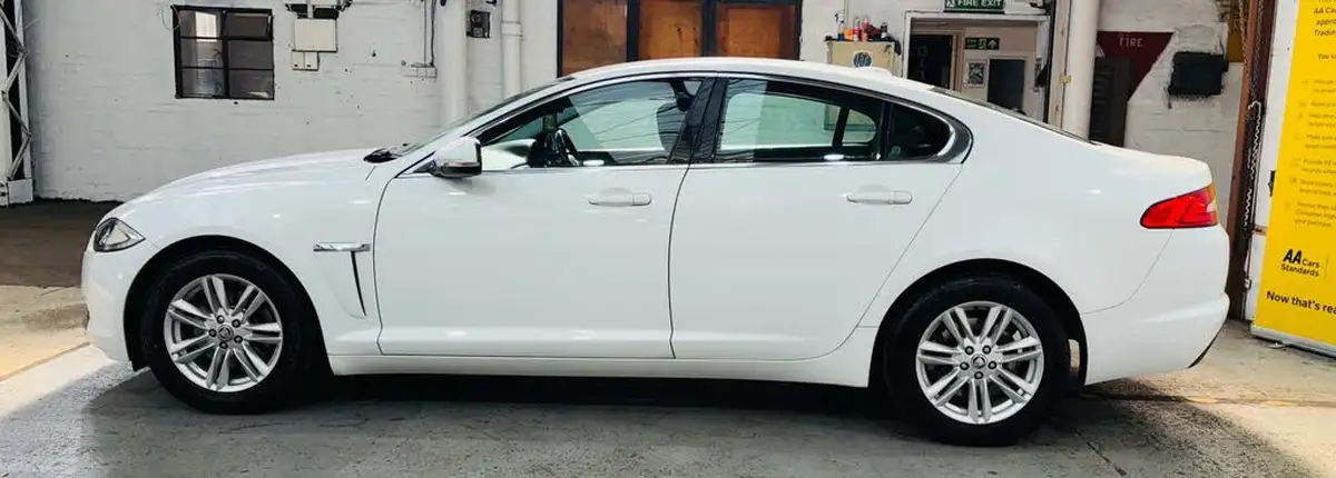 2012-jaguar-xf-22td-luxury-163ps-saloon-4d-auto-big-7