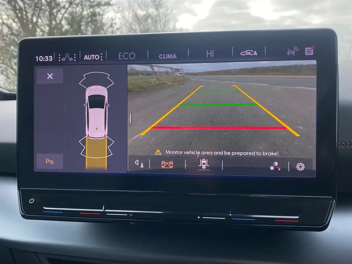 2022-cupra-born-e-v3-204ps-58kwh-big-10
