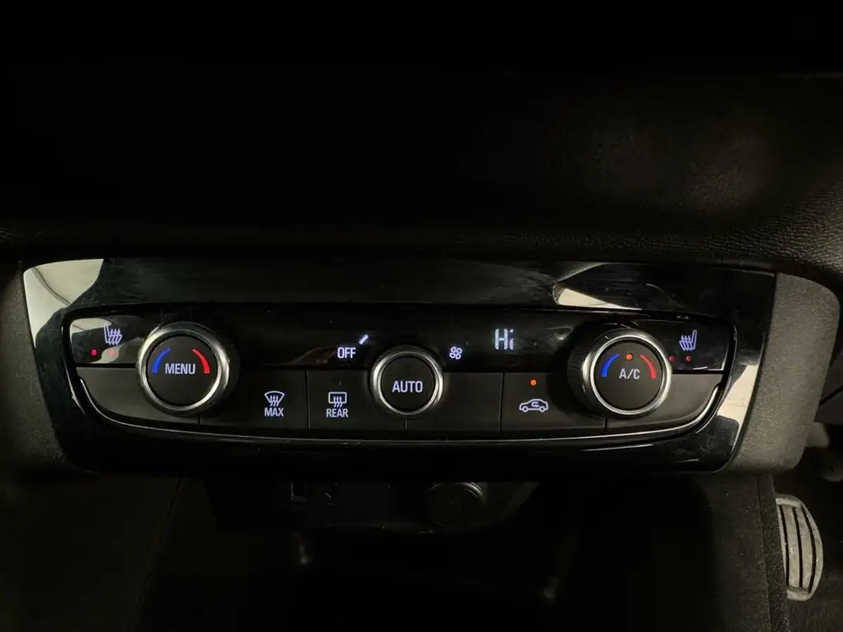2021-vauxhall-corsa-12-turbo-elite-nav-premium-big-28