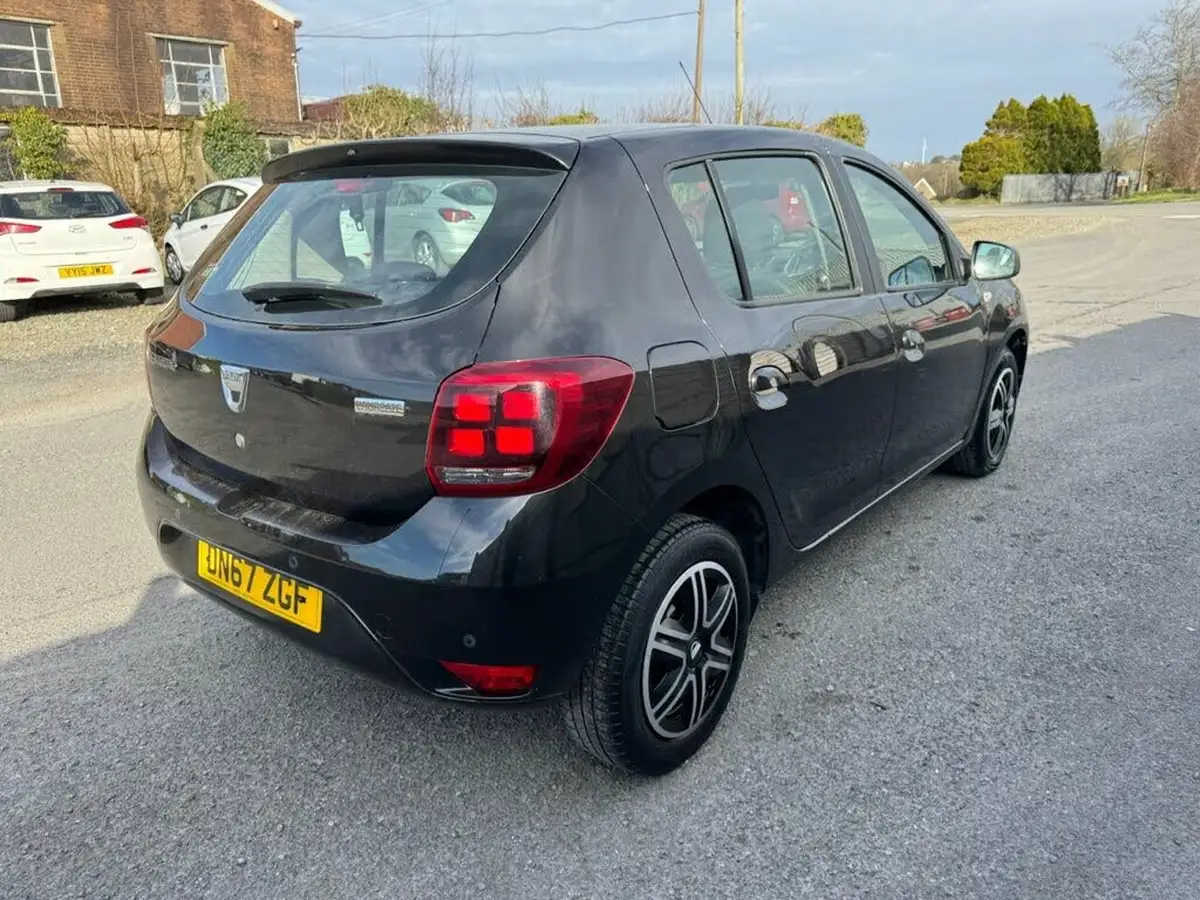2017-dacia-sandero-10-sce-laureate-big-6
