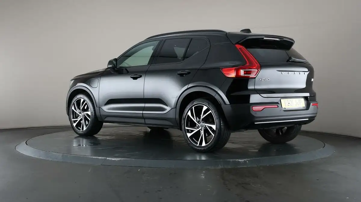 2021-volvo-xc40-15-t5-r-design-pro-262bhp-big-70