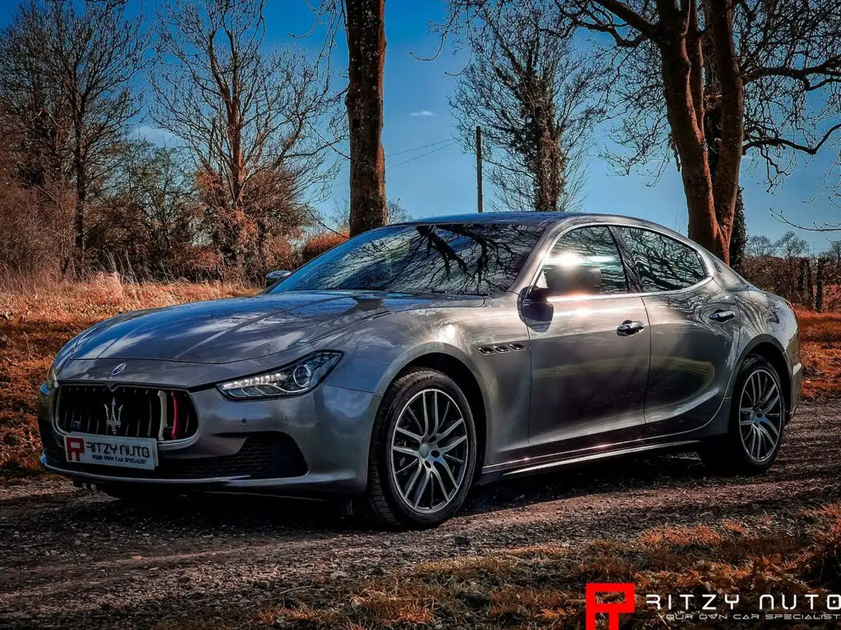 2016-maserati-ghibli-30td-big-41