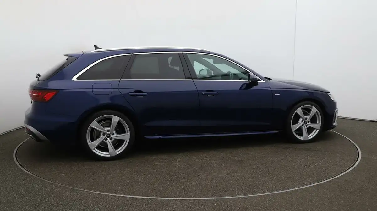 2021-audi-a4-avant-20-35-tdi-s-line-big-43