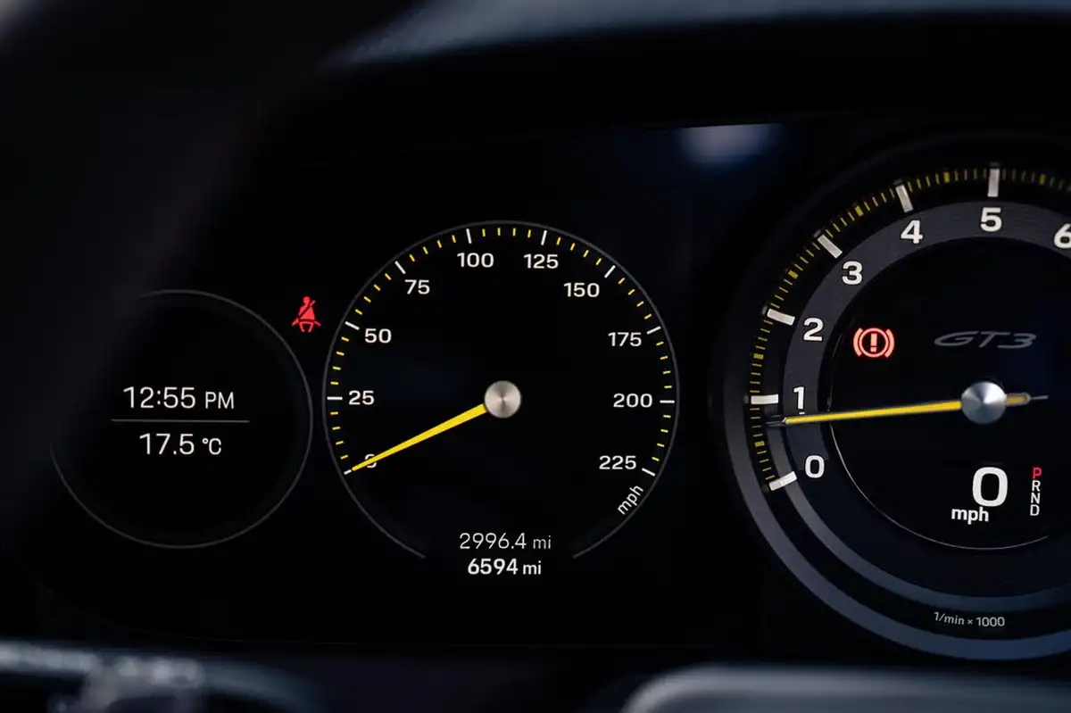 2022-porsche-911-40-gt3-rwd-pdk-big-30