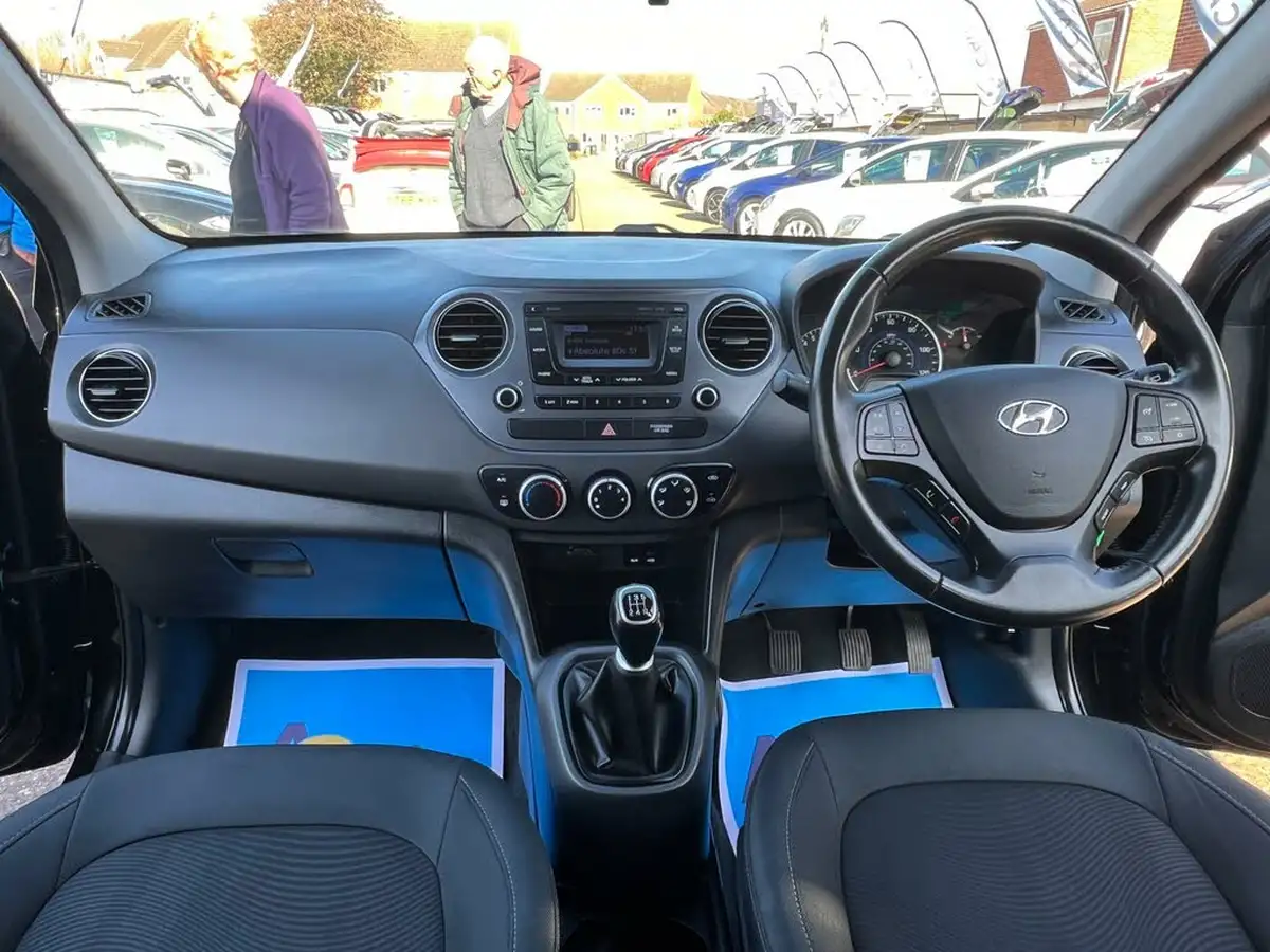 2019-hyundai-i10-10-se-67ps-big-1