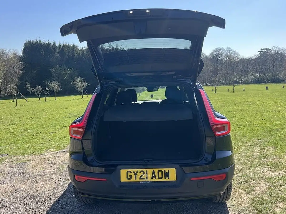 2021-volvo-xc40-15-t3-r-design-161bhp-auto-big-15