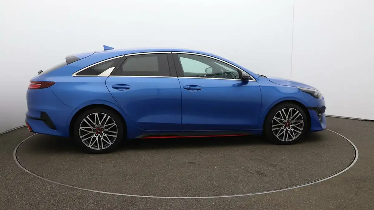 2022-kia-pro-ceed-16-t-gdi-gt-big-46