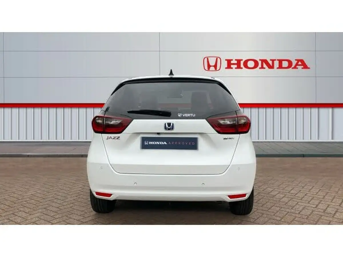 2020-honda-jazz-15-i-mmd-ex-big-6