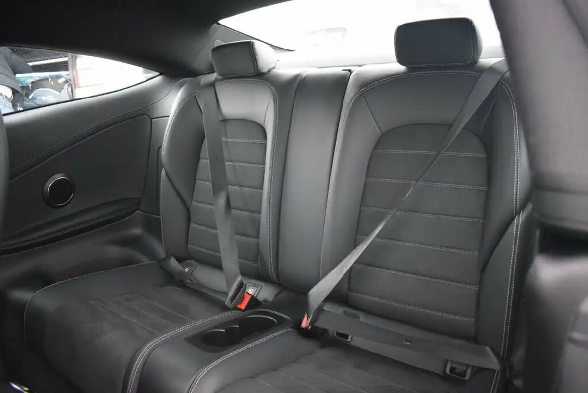 2019-mercedes-benz-c-class-20-c300-amg-line-premium-coupe-2d-big-11