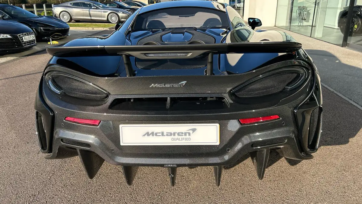 2018-mclaren-600lt-38-big-24