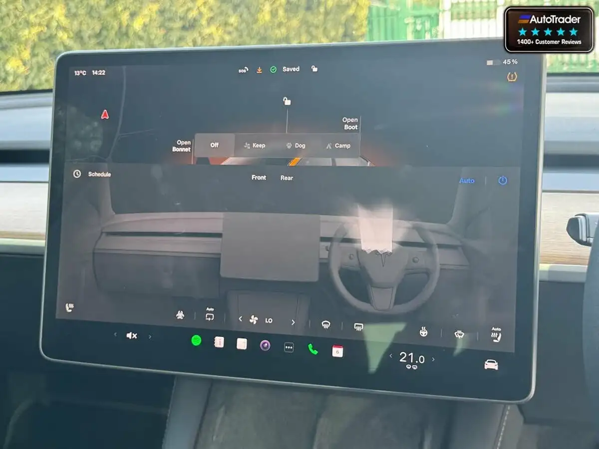 2022-tesla-model-y-e-long-range-big-26