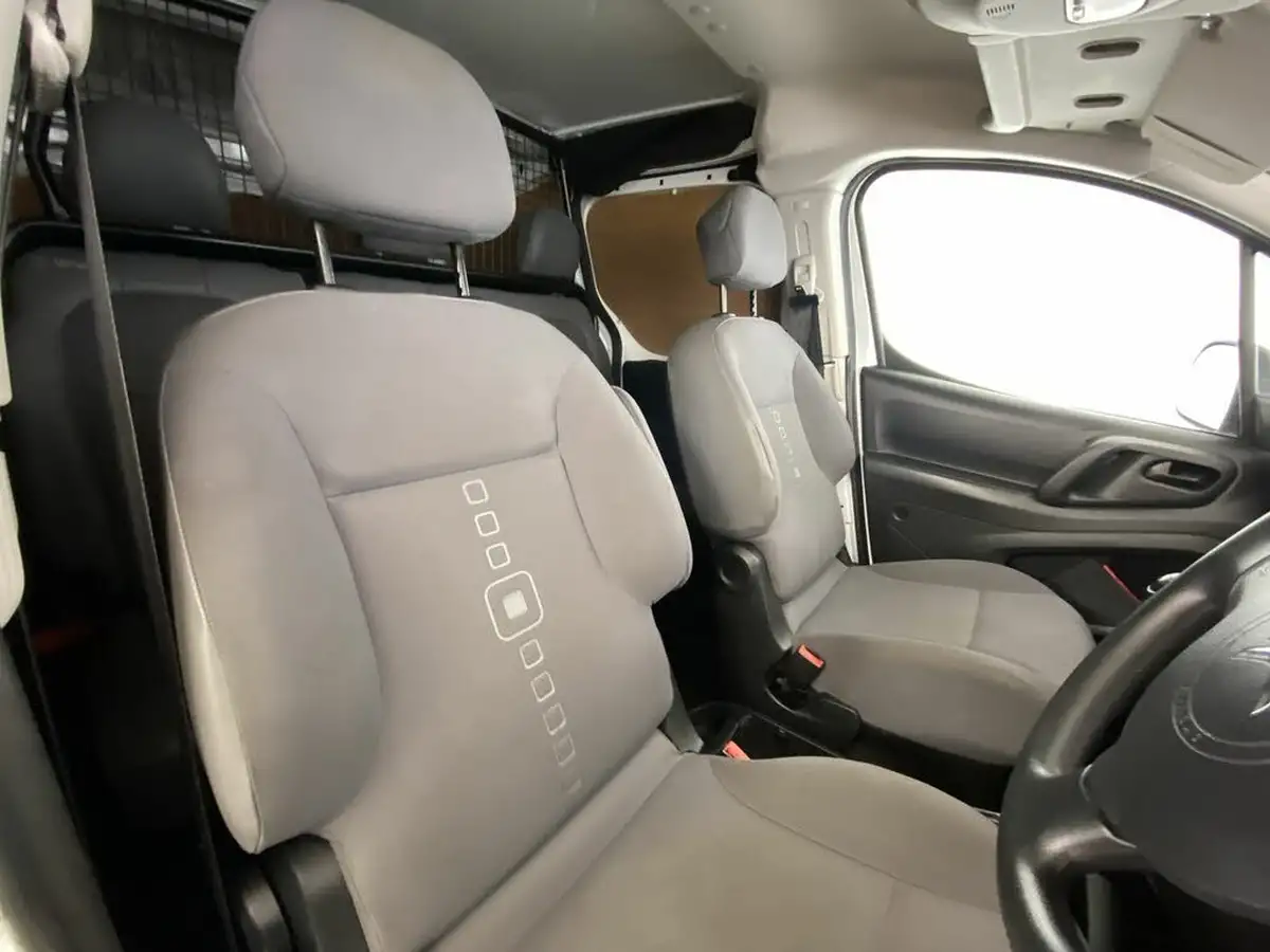 2015-citroen-berlingo-big-13