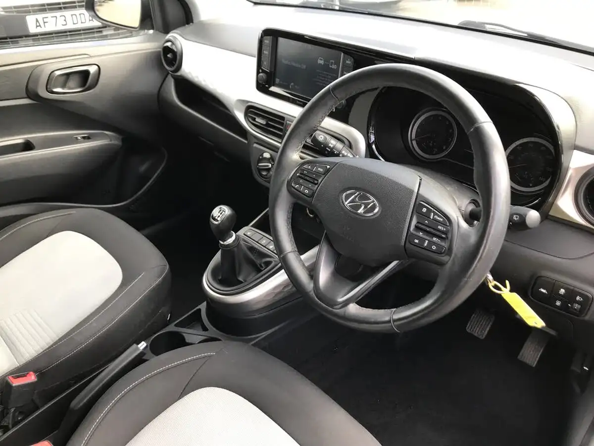 2021-hyundai-i10-12-premium-84ps-1197cc-big-2