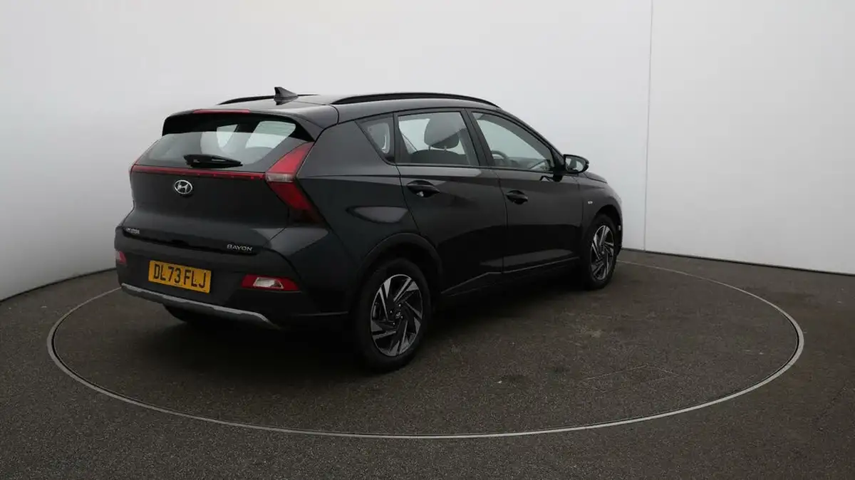 2023-hyundai-bayon-10-t-gdi-se-connect-dct-big-7