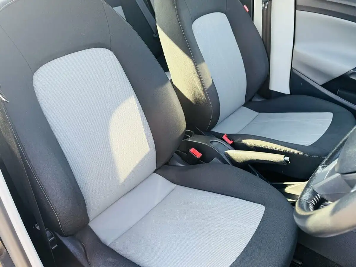2014-seat-ibiza-14-toca-16v-85ps-hatchback-5d-big-10