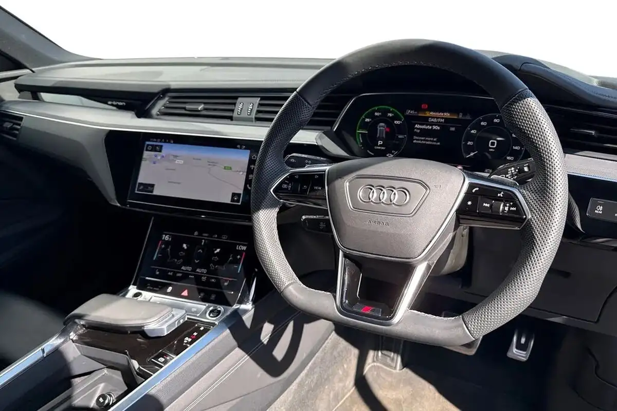 2024-audi-q8-e-tron-50e-black-edition-suv-big-12