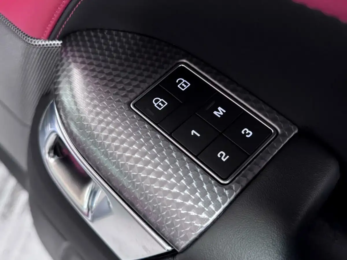 2022-land-rover-range-rover-sport-30-p400-hst-big-27