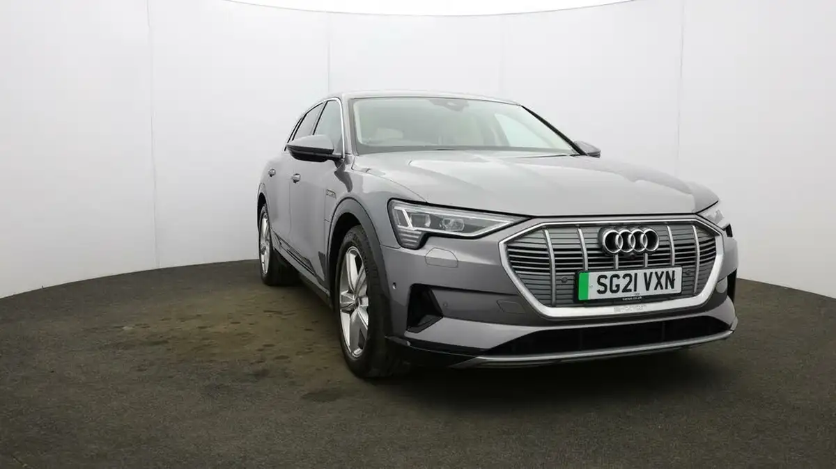 2021-audi-e-tron-50e-technik-station-wagon-big-38