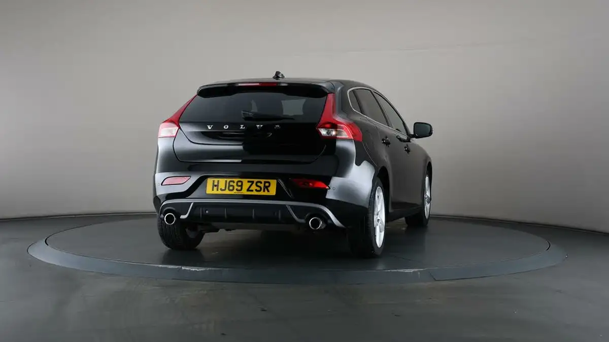 2019-volvo-v40-20td-d2-r-design-geartronic-big-67