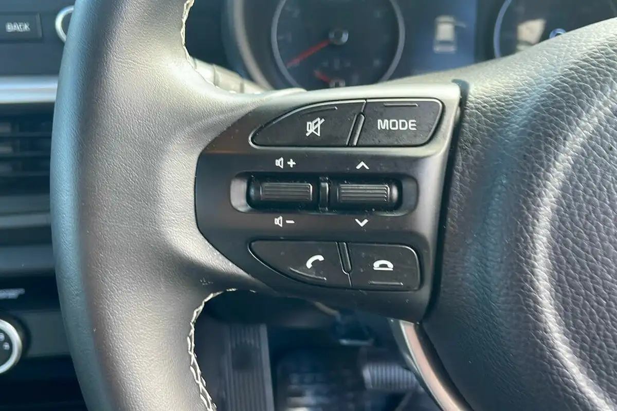 2023-kia-picanto-10-2-auto-seq-big-20
