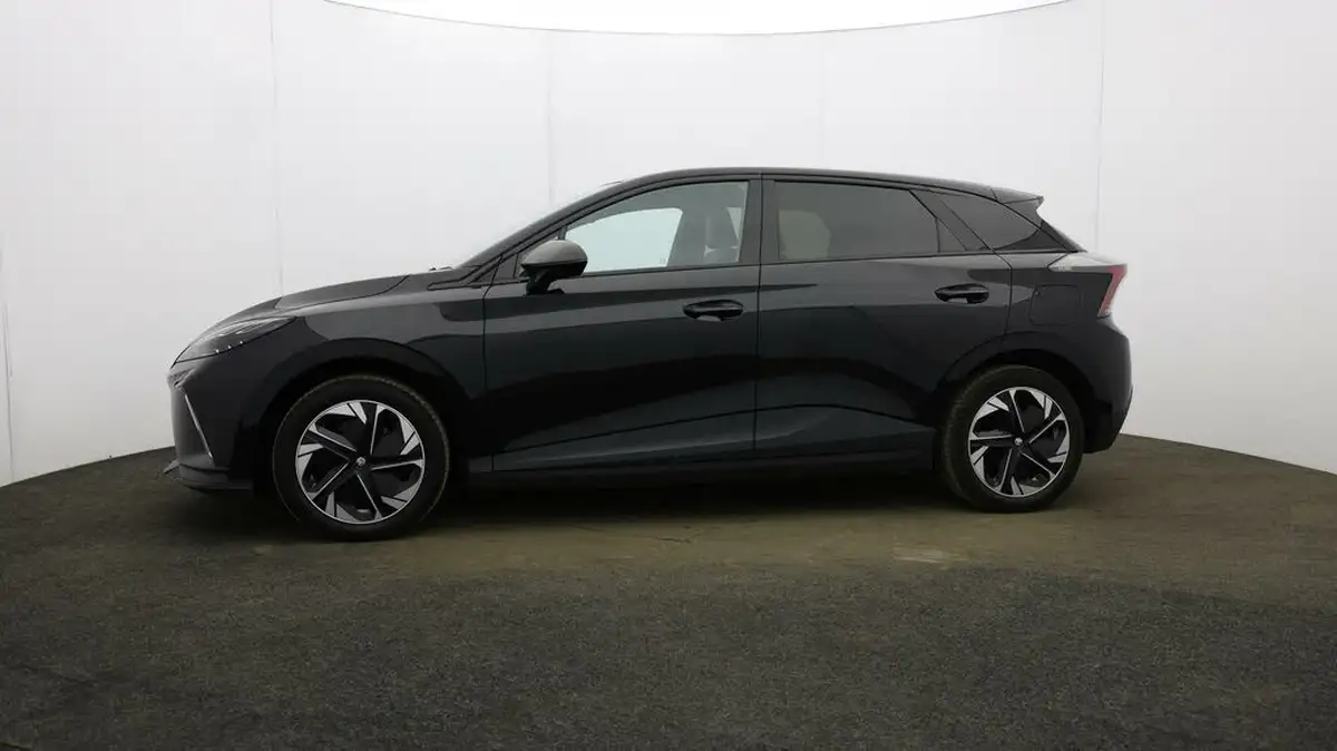 2022-mg-mg4-e-trophy-ev-big-32