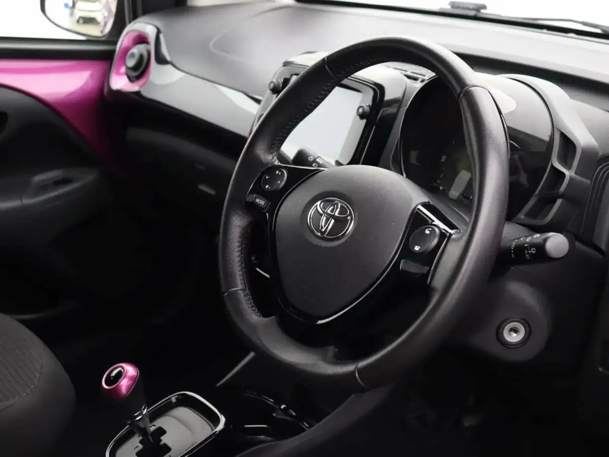 2019-toyota-aygo-10-vvt-i-x-cite-x-shift-big-11