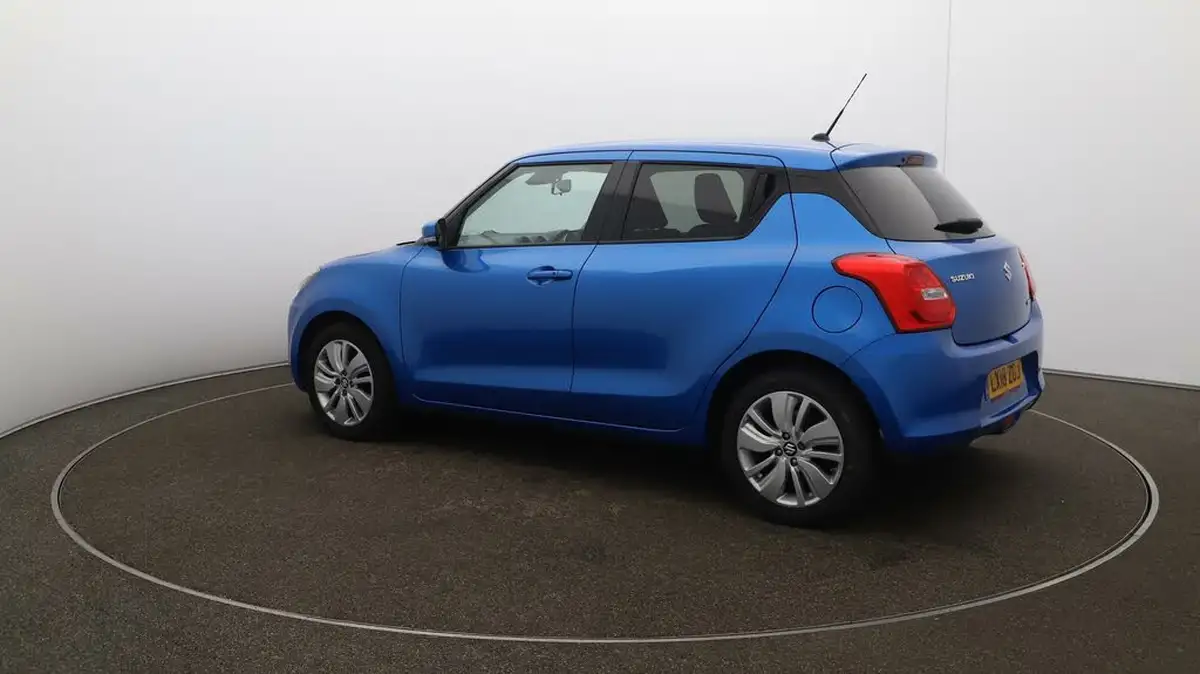 2018-suzuki-swift-10-boosterjet-sz5-111ps-shvs-big-35