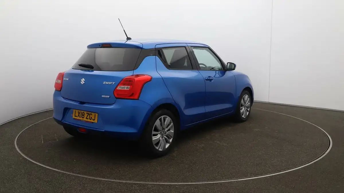 2018-suzuki-swift-10-boosterjet-sz5-111ps-shvs-big-7