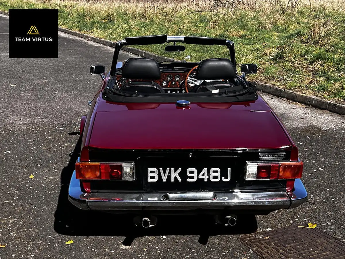 1971-triumph-tr6-convertible-big-17
