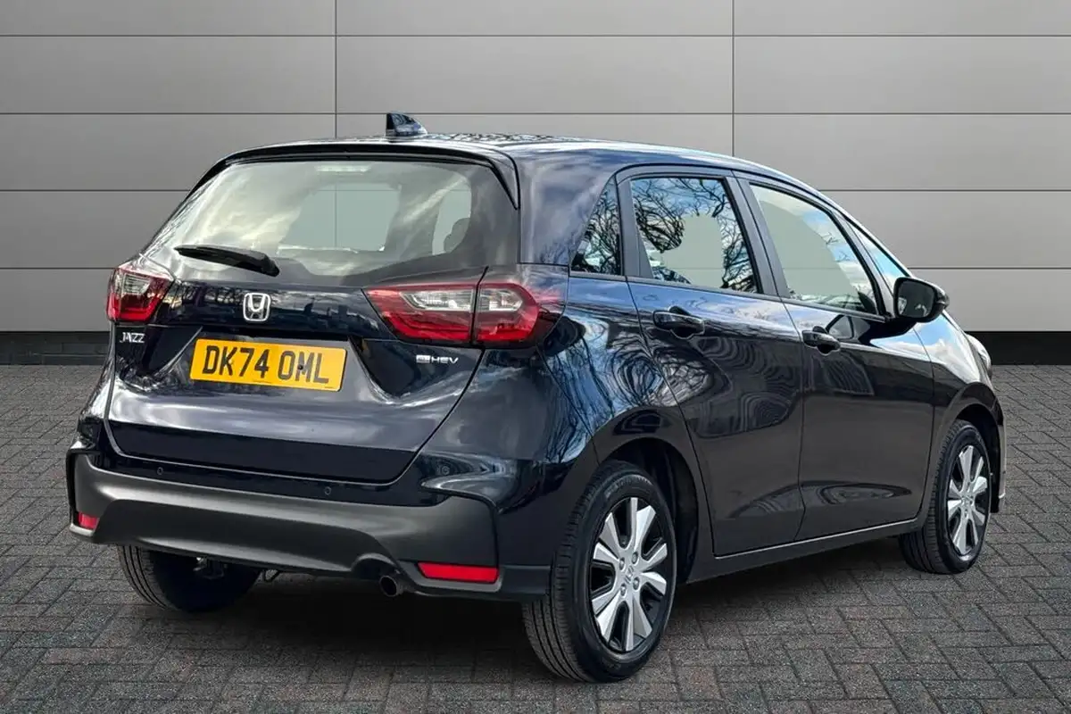 2024-honda-jazz-15-i-mmd-elegance-big-12