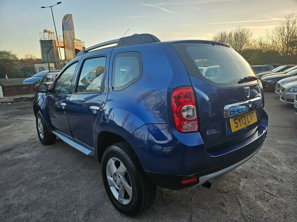 2013-dacia-duster-15d-laureate-107bhp-big-3