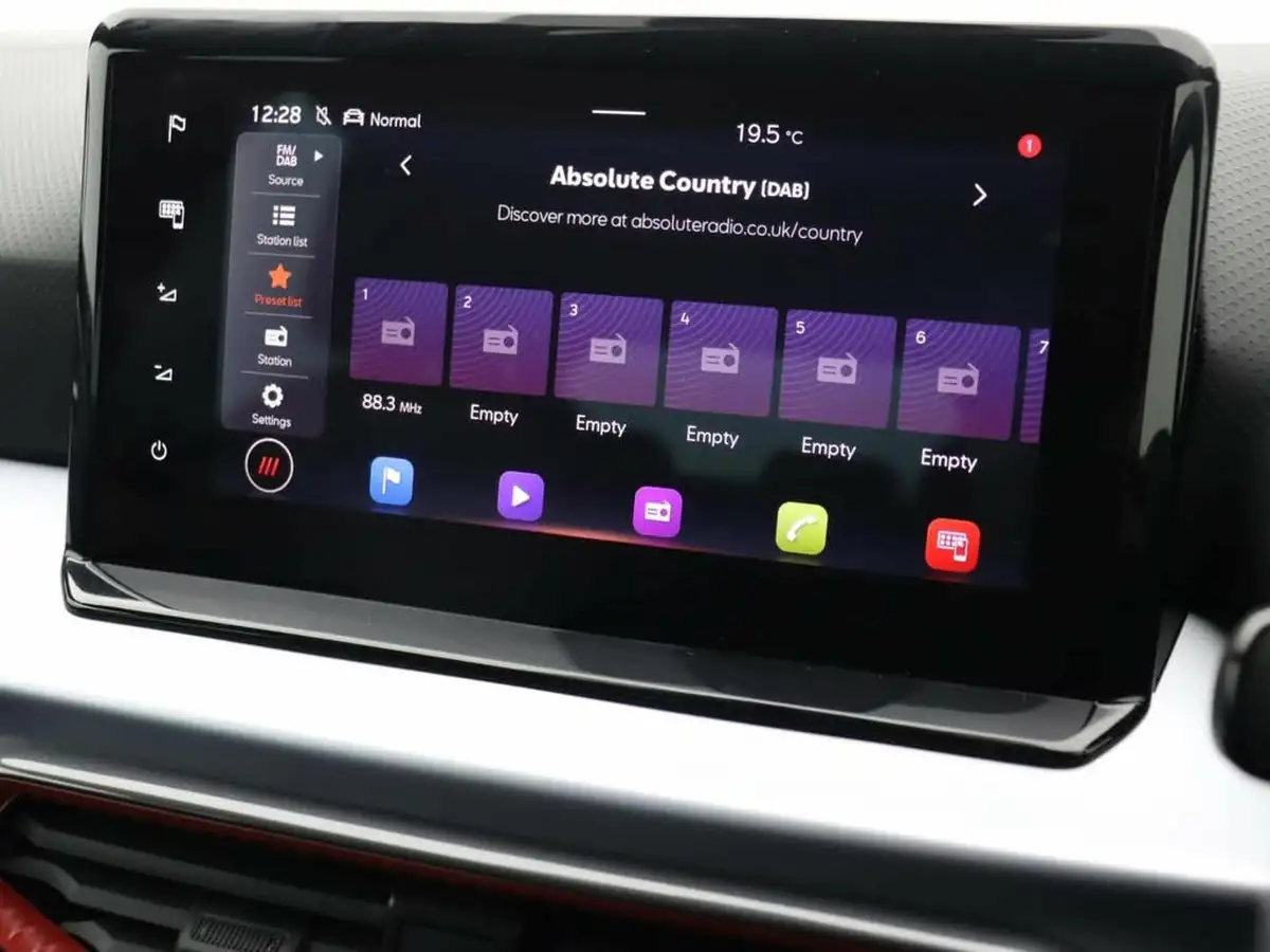 2022-seat-arona-15-tsi-fr-big-23