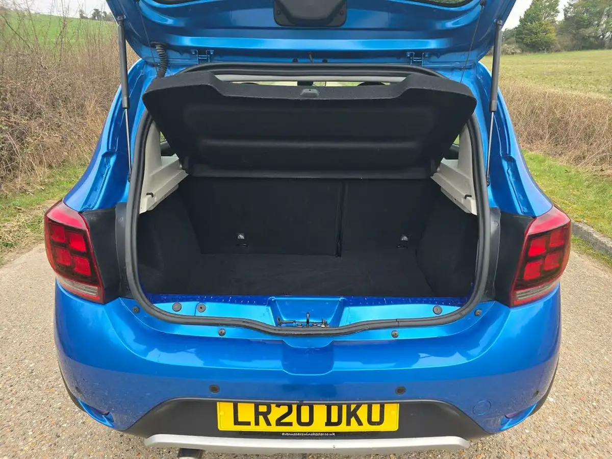 2020-dacia-sandero-stepway-09-tce-comfort-big-9