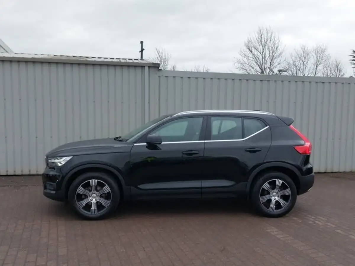 2020-volvo-xc40-15-t3-inscription-big-3